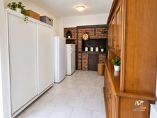 Maison normande rénovée à vendre à L’Hôtellerie – 144 m², 4 chambres, dépendance