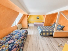 Maison normande rénovée à vendre à L’Hôtellerie – 144 m², 4 chambres, dépendance