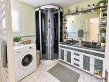 Maison normande rénovée à vendre à L’Hôtellerie – 144 m², 4 chambres, dépendance