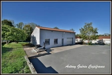 Local artisanal de 120 m² avec mezzanine – La Gaubretière (85130)