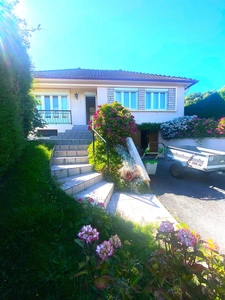   Maison de plain-pied sur sous-sol complet – Incheville