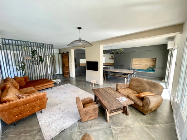Maison à vendre 7 pièces PEROLS (34)