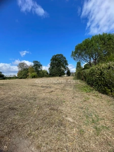 Terrain constructible de 1 695 m² libre de constructeur — Sud-Est de Ploërmel