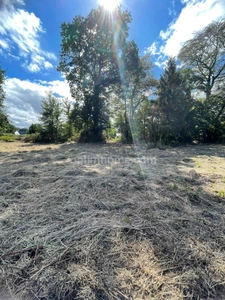 Terrain hors lotissement de 1 498 m² à Ploërmel