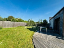 MESQUER - A VENDRE MAISON SITUÉE AU CALME AVEC JARDIN - 4 CHAMBRES ET GARAGE - ACCÈS TOUT À PIEDS OU À VÉLO
