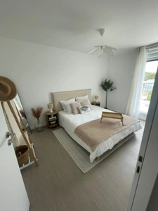 SAINT NAZAIRE -  A VENDRE APPARTEMENT T4 - DANS QUARTIER AGRÉABLE ET FAMILIAL - PROCHE TOUTES COMMODITÉS - DERNIER ÉTAGE - 3 GRANDES TERRASSES - 2 PARKINGS + LOCAL A VÉLO