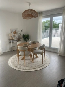 SAINT NAZAIRE -  A VENDRE APPARTEMENT T4 - DANS QUARTIER AGRÉABLE ET FAMILIAL - PROCHE TOUTES COMMODITÉS - DERNIER ÉTAGE - 3 GRANDES TERRASSES - 2 PARKINGS + LOCAL A VÉLO