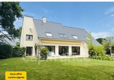 MESQUER- A 100 M DE LA MER ET ACCES À PIED AUX COMMERCES - A VENDRE MAISON 7 CHAMBRES - 200 m2 HAB - PISCINE - JARDIN SANS VIS À VIS - GARAGE