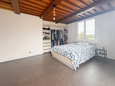 FAMILY HOME OF 143M2, SWIMMING POOL, HANGAR OF 300M2 AND ENCLOSED LAND OF 1136M2