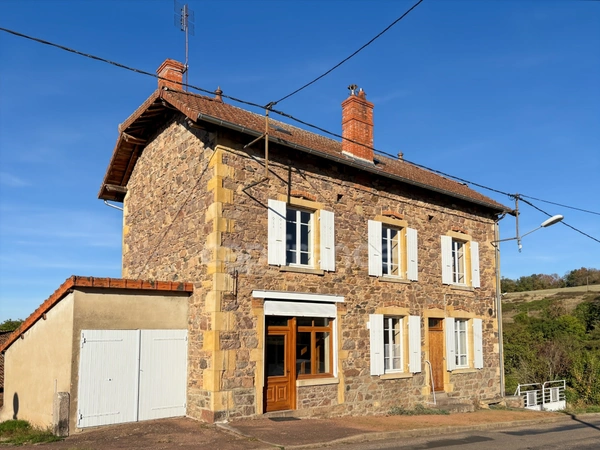 MAISON DE VILLE À RÉNOVER DE 110 M² – 4 CHAMBRES – ATELIER DE 98 M² – TERRAIN CLOS ET ARBORÉ DE 1 006 M²