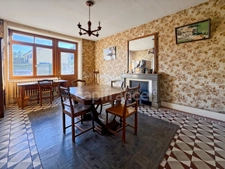 MAISON DE VILLE À RÉNOVER DE 110 M² – 4 CHAMBRES – ATELIER DE 98 M² – TERRAIN CLOS ET ARBORÉ DE 1 006 M²