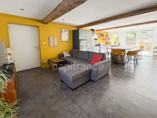 VILLAGE HOUSE OF APPROXIMATELY 200 M2, 4 BEDROOMS, GARAGE, AND ENCLOSED LAND OF 694M2