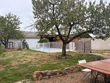 FAMILY HOME OF 143M2, SWIMMING POOL, HANGAR OF 300M2 AND ENCLOSED LAND OF 1136M2