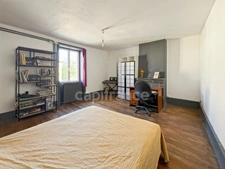 VILLAGE HOUSE OF APPROXIMATELY 200 M2, 4 BEDROOMS, GARAGE, AND ENCLOSED LAND OF 694M2
