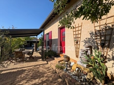 MAISON DE 211 M² – 5 CHAMBRES – SPA – GRANDS GARAGES ET DÉPENDANCES – TERRAIN DE 2 305 M²