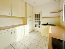 APPARTEMENT DE 133,95 M² AVEC BALCON, CAVE ET GRENIER – CENTRE-VILLE DE ROANNE
