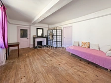 VILLAGE HOUSE OF APPROXIMATELY 200 M2, 4 BEDROOMS, GARAGE, AND ENCLOSED LAND OF 694M2