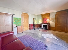 VILLAGE HOUSE OF APPROXIMATELY 200 M2, 4 BEDROOMS, GARAGE, AND ENCLOSED LAND OF 694M2