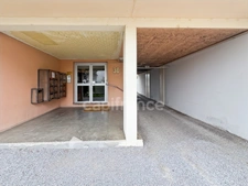 Apartment sold with tenant in place – 2 bedrooms, balcony and elevator – Roanne city center