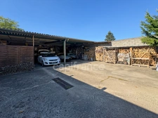 MAISON DE 211 M² – 5 CHAMBRES – SPA – GRANDS GARAGES ET DÉPENDANCES – TERRAIN DE 2 305 M²