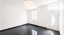 Maison semi-individuelle rénovée 104 m² – 2 chambres + bureau – Garage – Jardin – Denain
