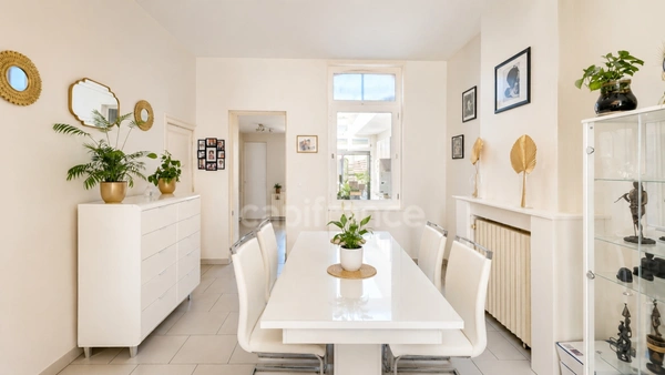 MAISON 4 CHAMBRES AVEC JARDIN – BEAU POTENTIEL – VALENCIENNES