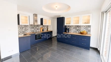 Maison semi-individuelle rénovée 104 m² – 2 chambres + bureau – Garage – Jardin – Denain