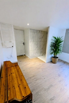 MAISON fort potentiel – habitation + activité – garage- Douai