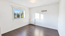 T2 56 m2 avec balcon vue parc +parking sécurisé -  62 000 €