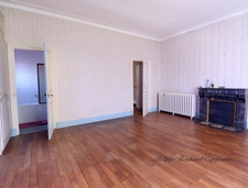 Maison de caractère à vendre à Fontenay-le-Comte (85) – 186 m², jardin, garage 4 voitures
