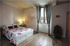 (64 800) - LAGOS - INVESTISSEUR - MAISON BEARNAISE - 6 PIECES - 4 CHAMBRES - 194 m2 - PARCELLE 558 m2 - JARDIN PLAT ET CLOS