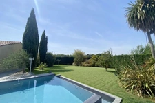  (31 790) - SAINT SAUVEUR - PLAIN PIED - 5 PIECES - TERRAIN 978 M2 - PISCINE - PISCINE A DEBORDEMENT - POMPE A CHALEUR - GARAGE