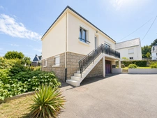Maison à rénover entièrement avec fort potentiel au Centre-ville de Baud (56)