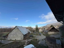 Farmhouse, barns, garden for sale, 8 rooms, SAINT MICHEL DE CHAILLOL (05)