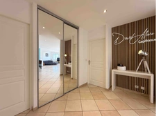 Maison à vendre 4 pièces Garage Piscine Cuisine d'été LARAGNE MONTEGLIN (05)