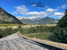 Village house for sale 4 rooms VEYNES (05)