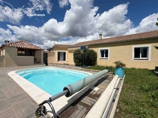 Maison à vendre 4 pièces Garage Piscine Cuisine d'été LARAGNE MONTEGLIN (05)