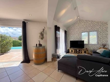 Maison à vendre 4 pièces Garage Piscine Cuisine d'été LARAGNE MONTEGLIN (05)