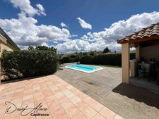 Maison à vendre 4 pièces Garage Piscine Cuisine d'été LARAGNE MONTEGLIN (05)