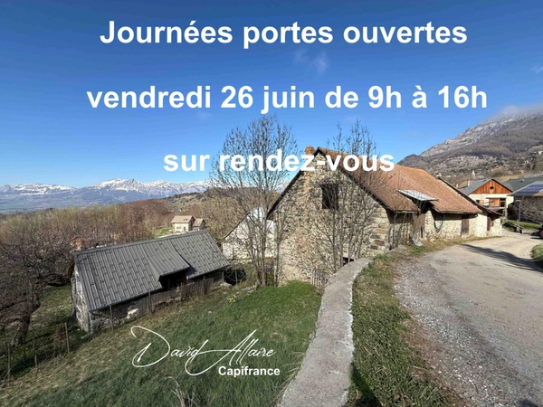 Corps de ferme, granges, jardin à vendre 8 pièces SAINT MICHEL DE CHAILLOL (05)