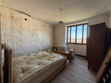 Farmhouse, barns, garden for sale, 8 rooms, SAINT MICHEL DE CHAILLOL (05)