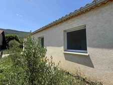 Maison de plain-pied récente – 81,5 m² – 3 chambres – Garage - Châteauneuf-de-Chabre (05)