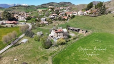 Propriete à vendre 9 pièces JARJAYES (05) dépendances zone touristique 1,8 hectare