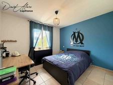 Maison à vendre 4 pièces Garage Piscine Cuisine d'été LARAGNE MONTEGLIN (05)