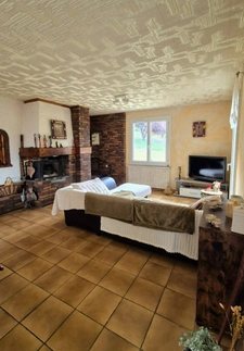Maison à vendre 5 pièces VIC LE COMTE (63)