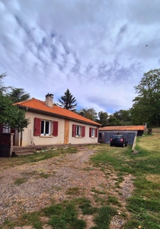 Maison à vendre 5 pièces VIC LE COMTE (63)