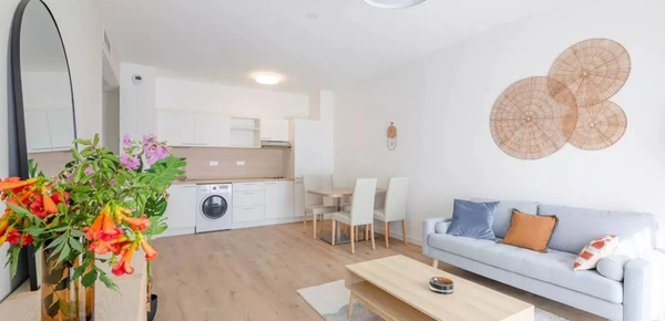 T1 bis loué Fréjus – 725€/mois – Côte d’Azur