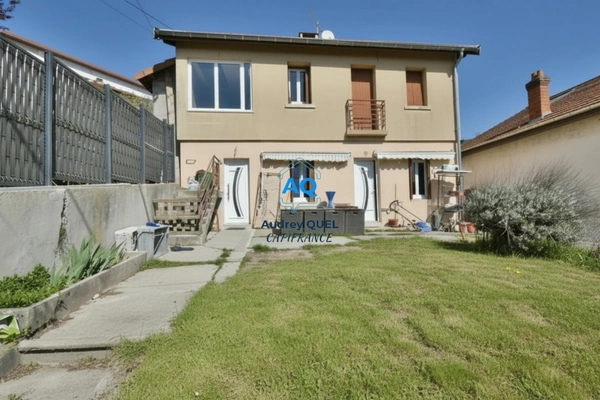 Maison familiale - 6 pièces - 164 m² de surface totale (91m² habitables) avec vue dégagée et fort potentiel – VALSERHONE (01)