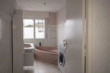 ? 5-room apartment – 119 m² total – Valserhône town center – Sold occupied