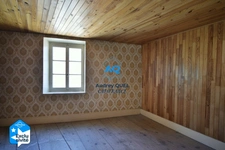 Maison ancienne à vendre 4 pièces - MONTANGES (01200)